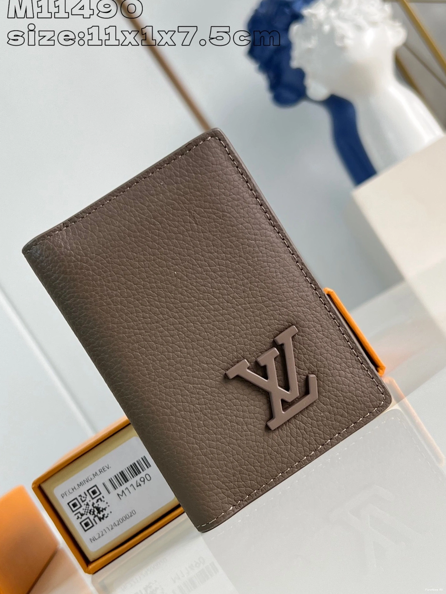 First bag ru LOUIS cm VUITTON Organizer-7.5*11.1*1 Pocket 0801